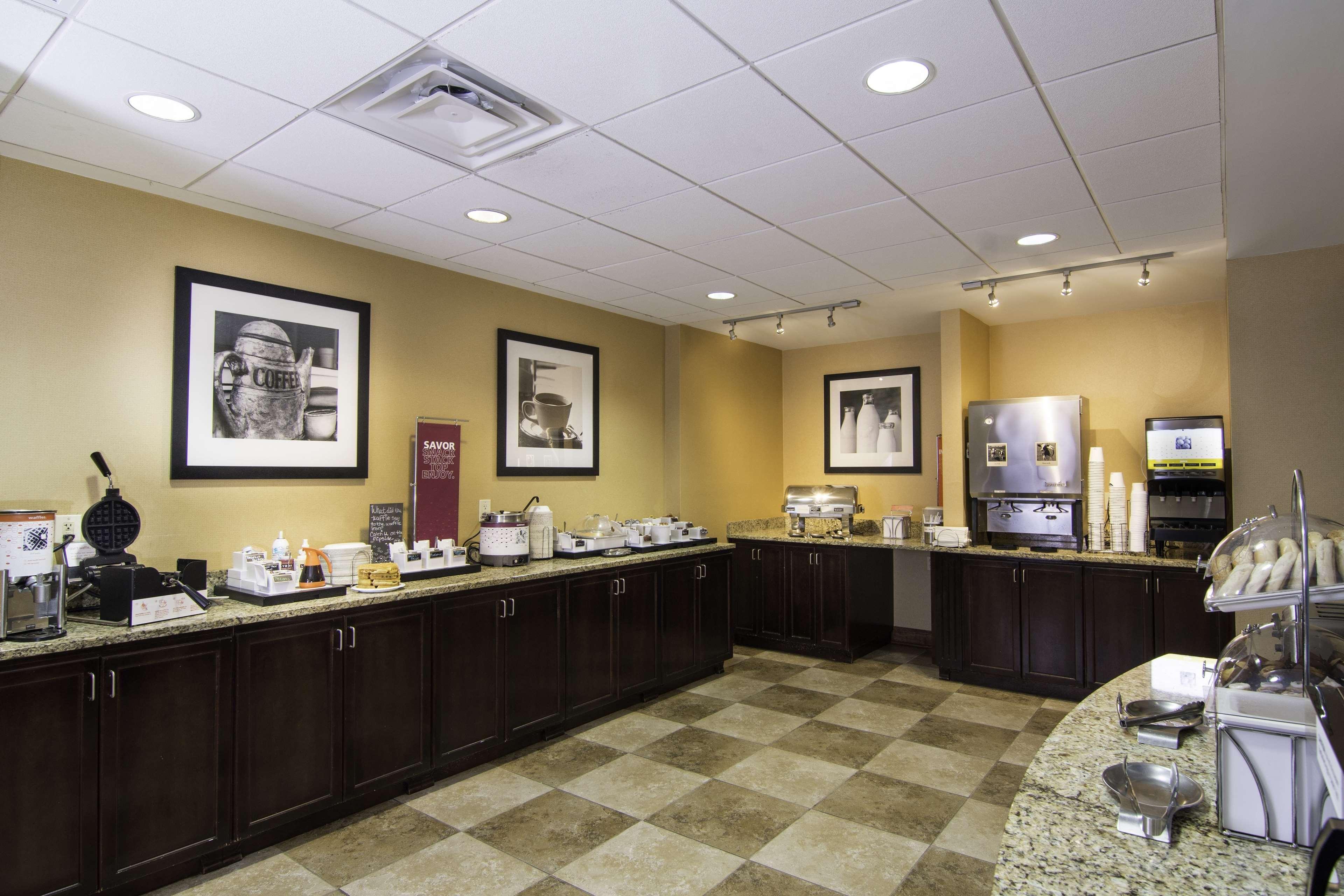 Hampton Inn Кінгсленд Екстер'єр фото